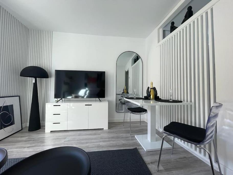 Urban Home By Unique Rooms Burgo المظهر الخارجي الصورة